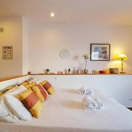 Daire Cosy And Sweet In *